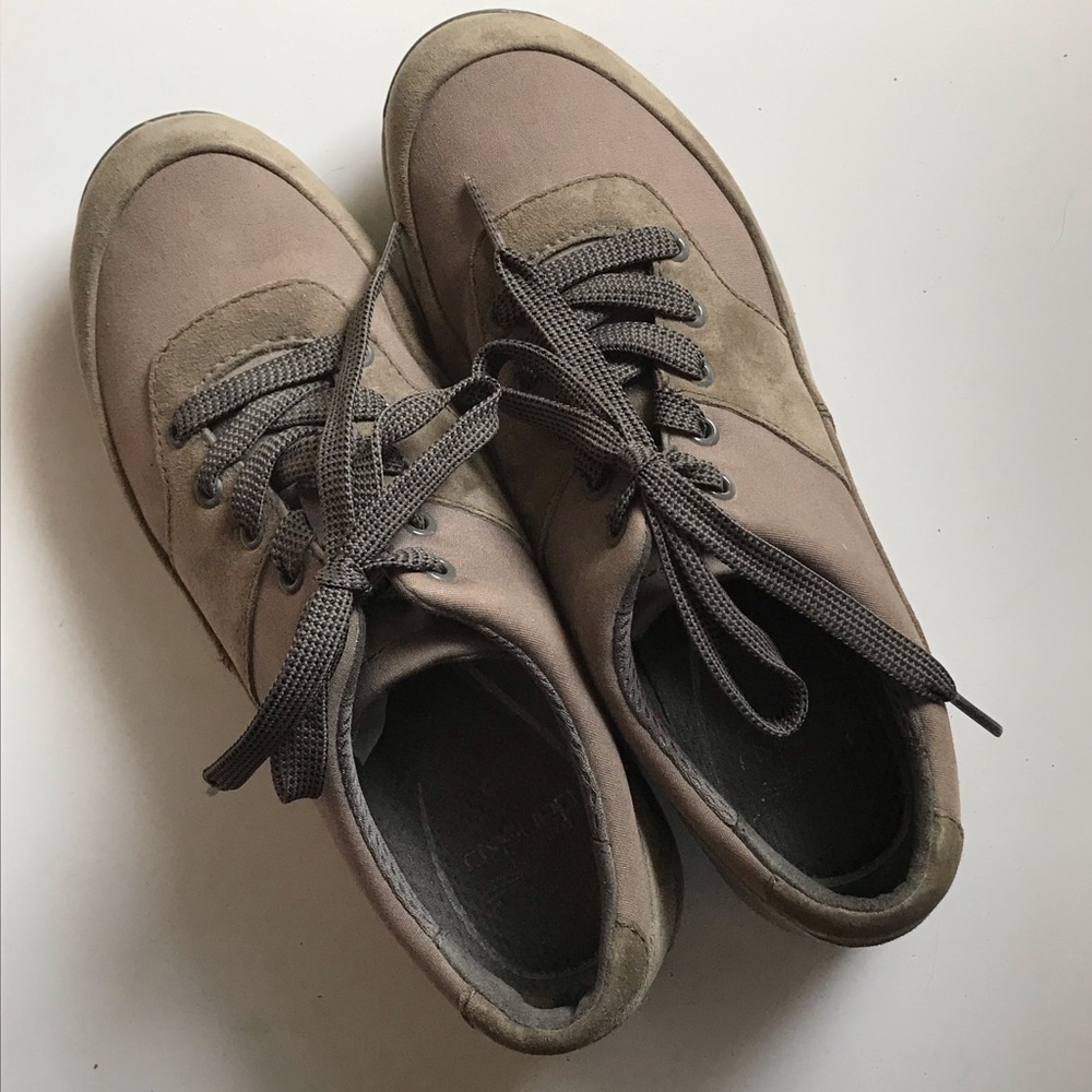 Dansko Hayden Charcoal Suede Sneakers size 37